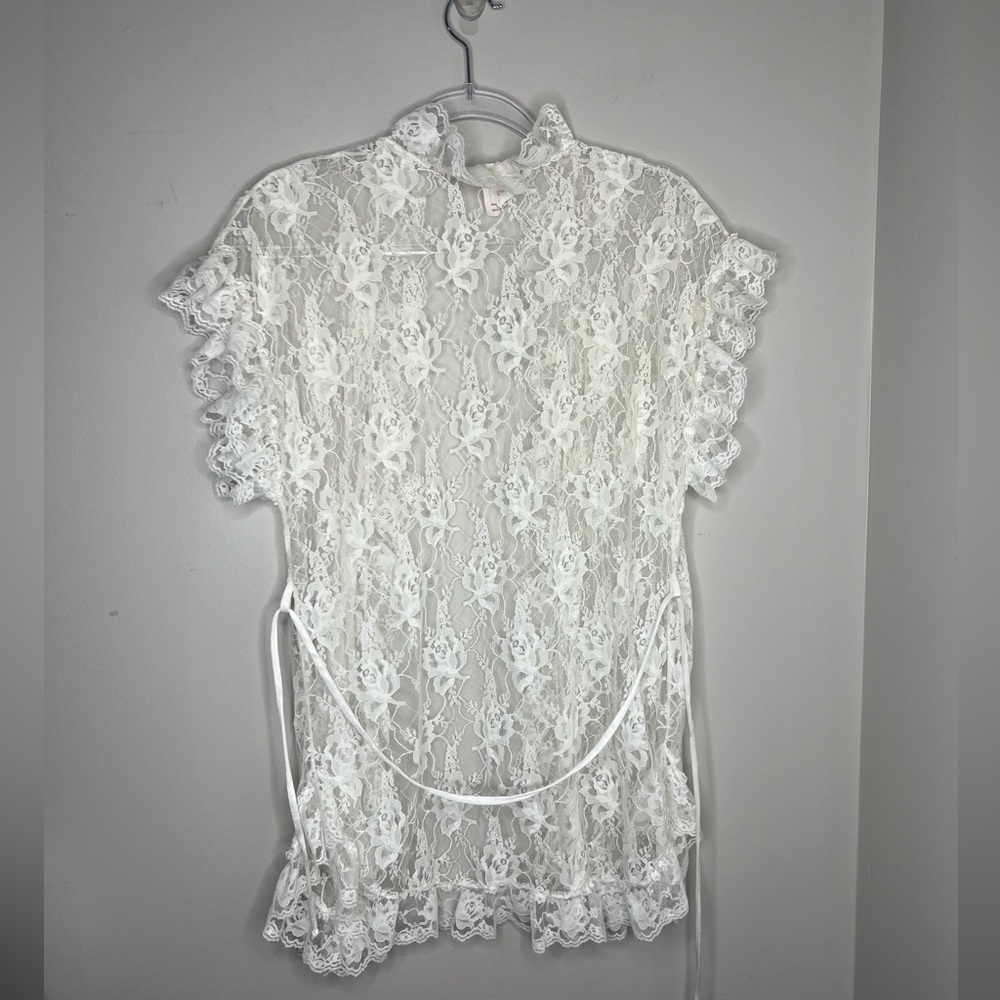 Frederick’s of Hollywood -Vintage 1980’s delicate, sheer lace robe, ruffle trim. - Picture 4 of 8